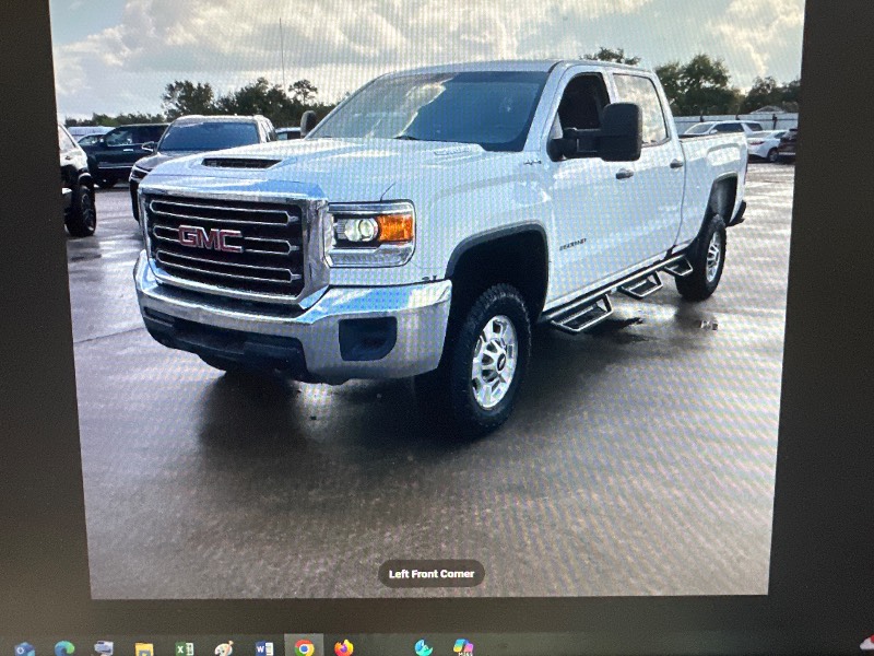 2018 GMC Sierra 2500HD Base's photo